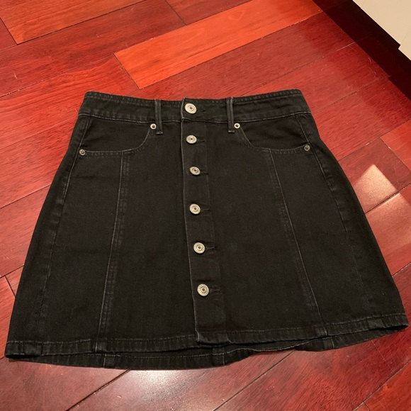 American Eagle Outfitters Dresses & Skirts - AE Button-Up Skirt
